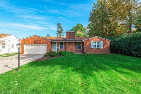135 Foresthill Drive Amherst OH 44001
