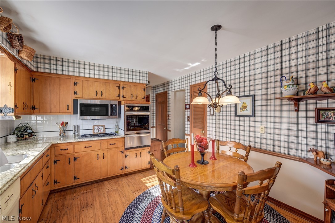 4804 Maple Hill Drive Seven Hills OH 44131