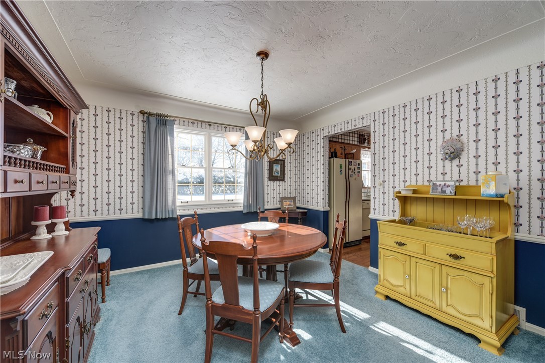 4804 Maple Hill Drive Seven Hills OH 44131