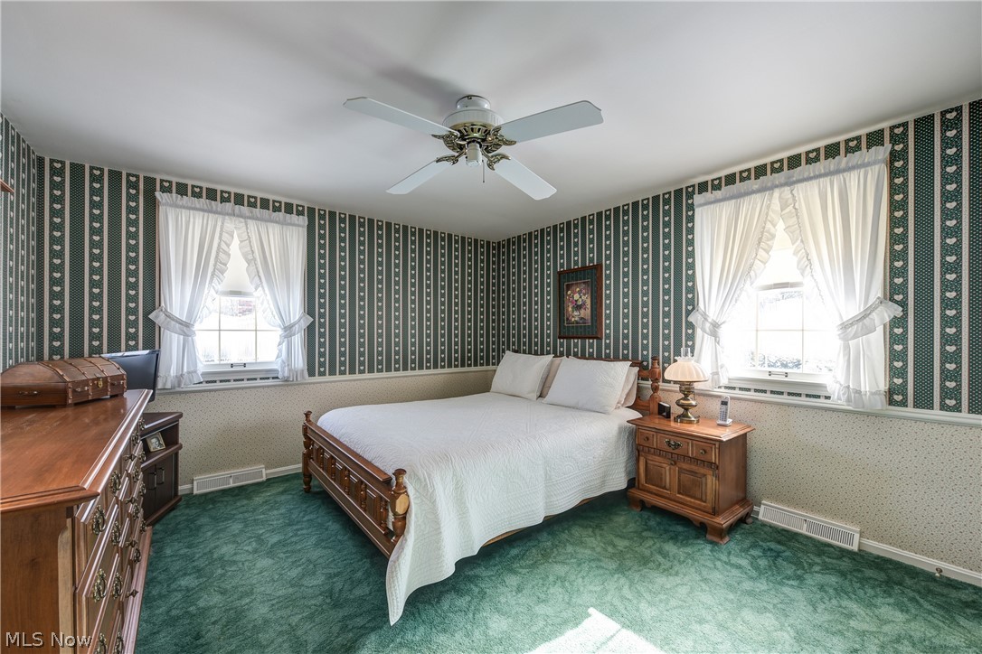 4804 Maple Hill Drive Seven Hills OH 44131
