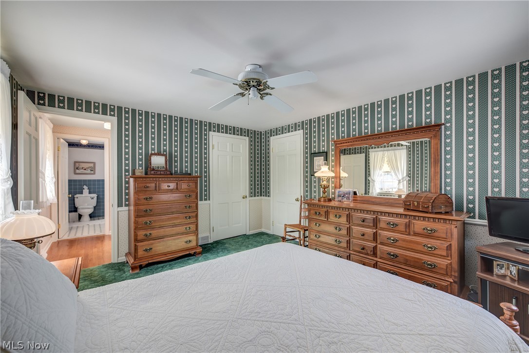 4804 Maple Hill Drive Seven Hills OH 44131