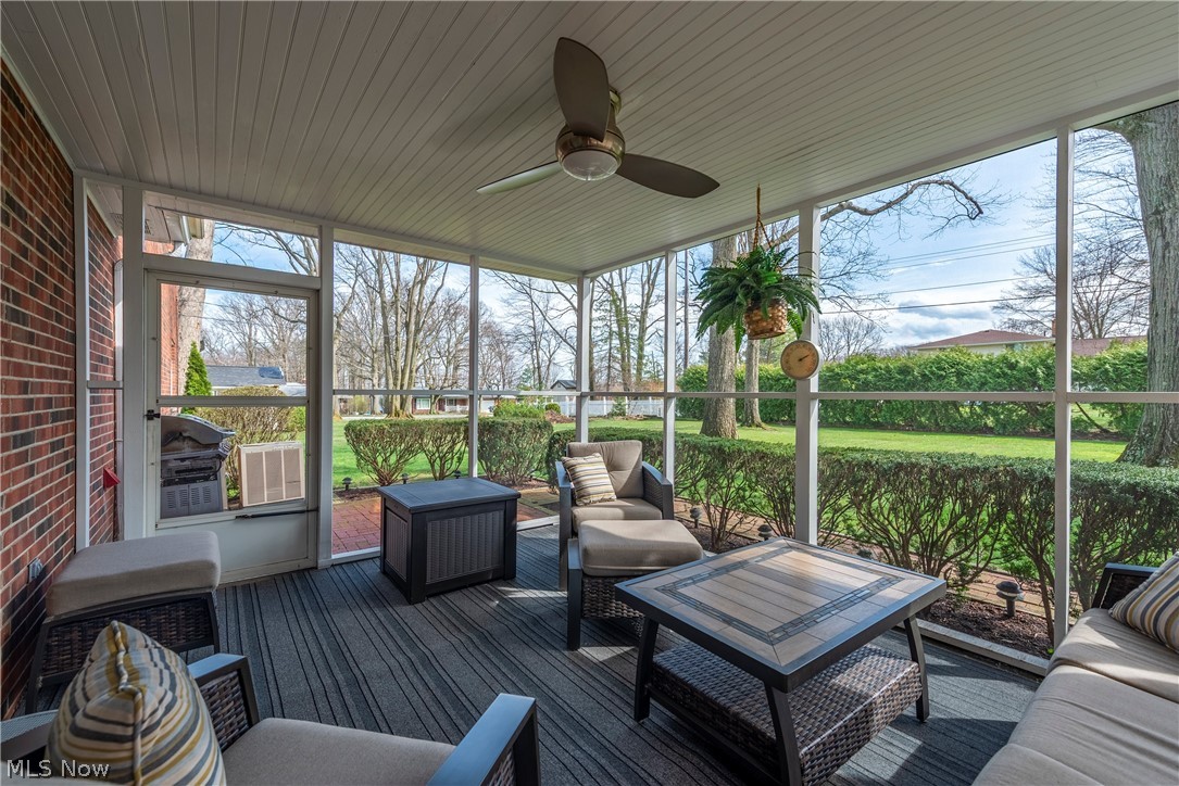 4804 Maple Hill Drive Seven Hills OH 44131