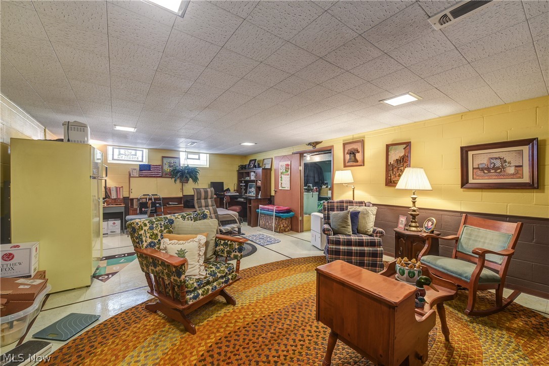 4804 Maple Hill Drive Seven Hills OH 44131