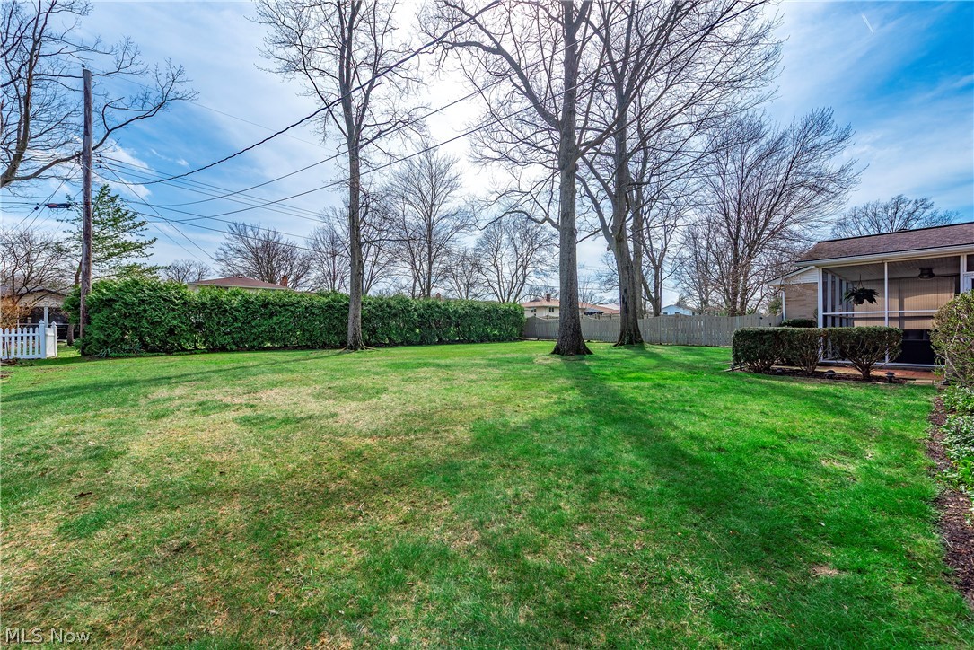 4804 Maple Hill Drive Seven Hills OH 44131