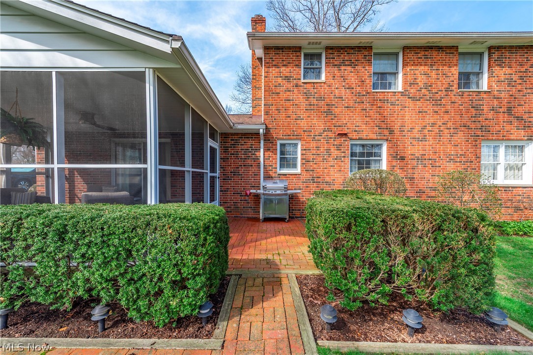 4804 Maple Hill Drive Seven Hills OH 44131