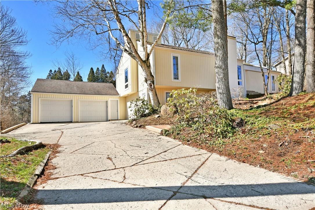 6152 Southern Hills Court Canfield OH 44406