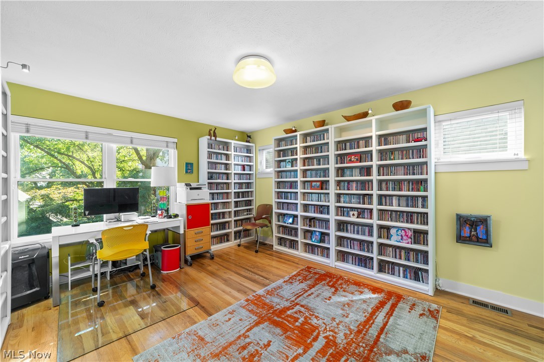 2035 W 11th Street Cleveland OH 44113