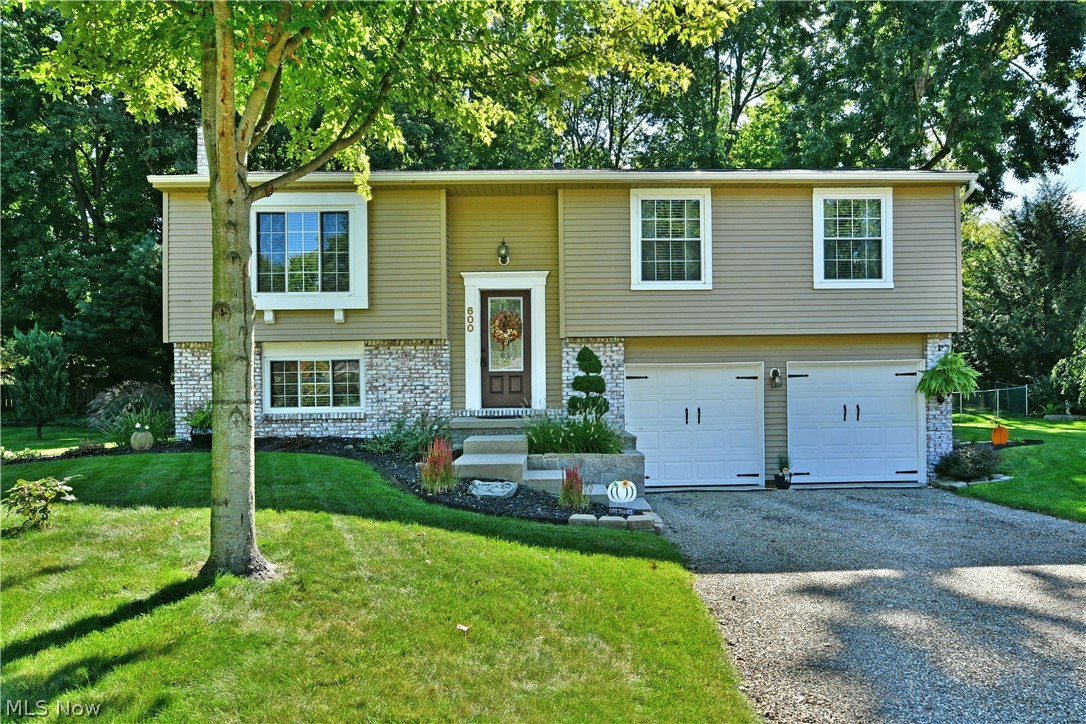 600 Pegotty Court NE Warren OH 44484