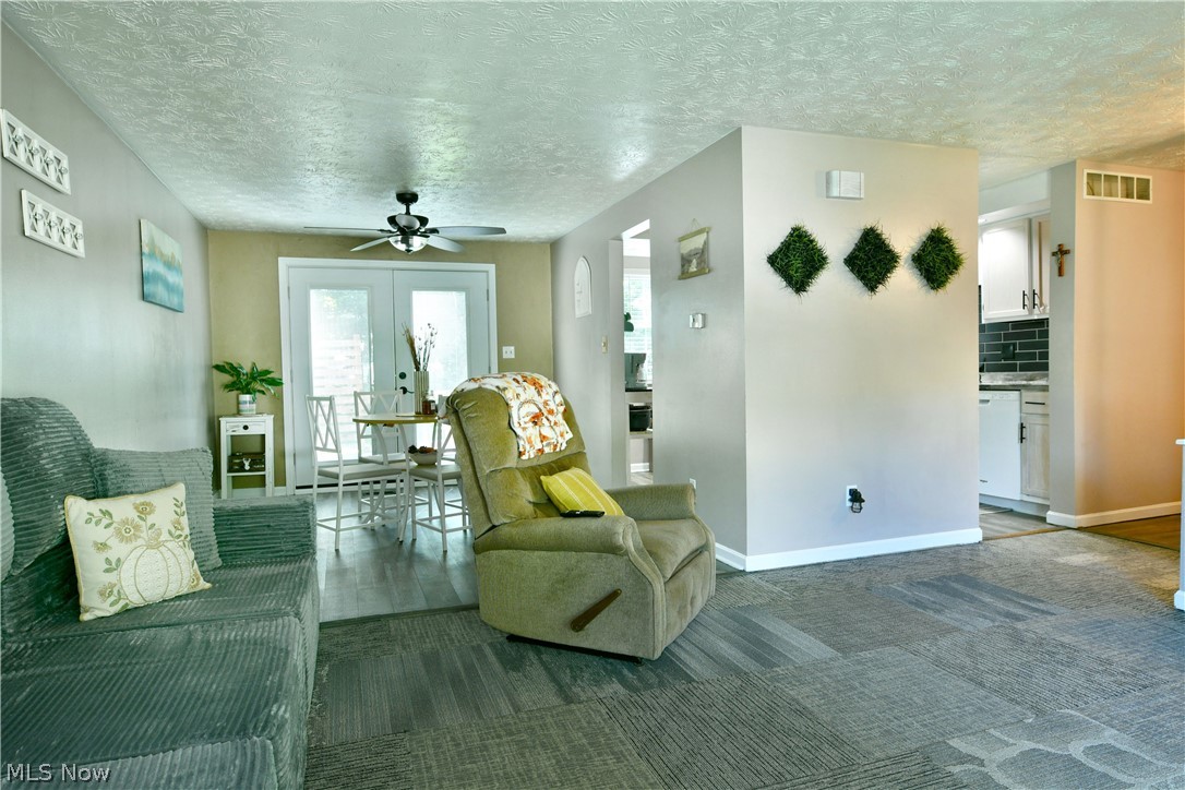 600 Pegotty Court NE Warren OH 44484