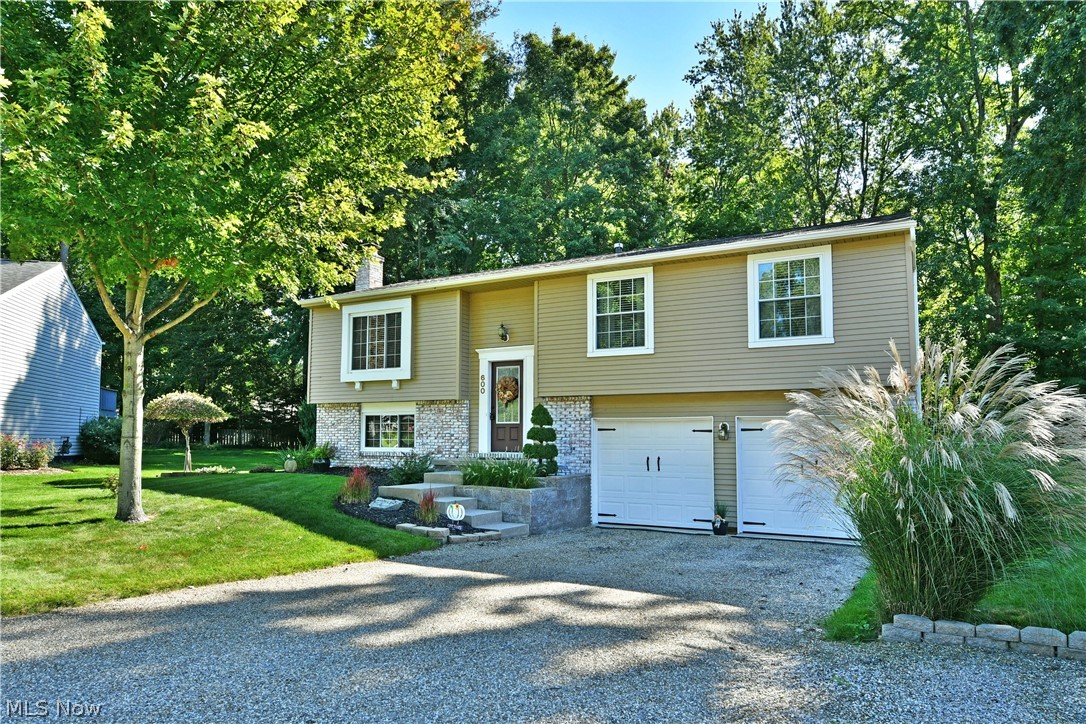 600 Pegotty Court NE Warren OH 44484