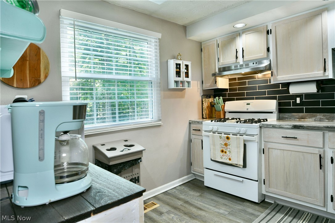 600 Pegotty Court NE Warren OH 44484
