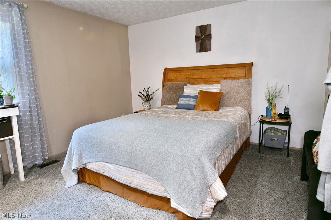 600 Pegotty Court NE Warren OH 44484