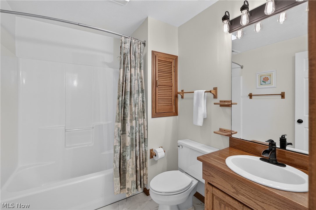 9610 Fox Meadow Lane Chardon OH 44024