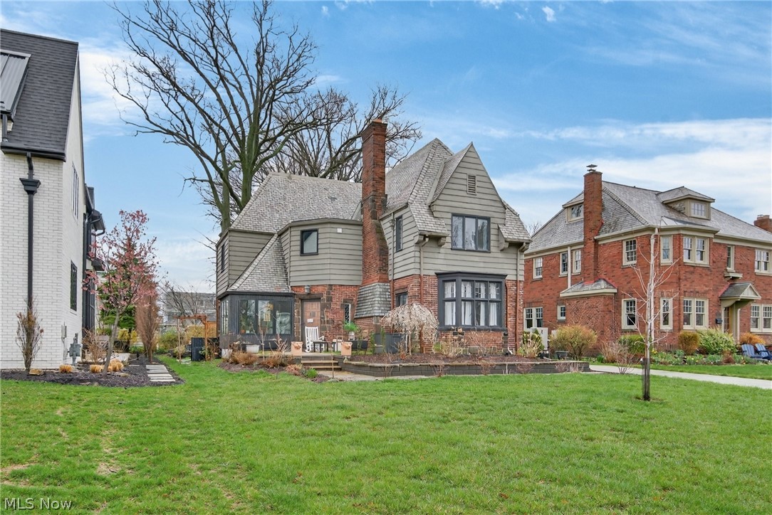 1017 Wilbert Road Lakewood OH 44107