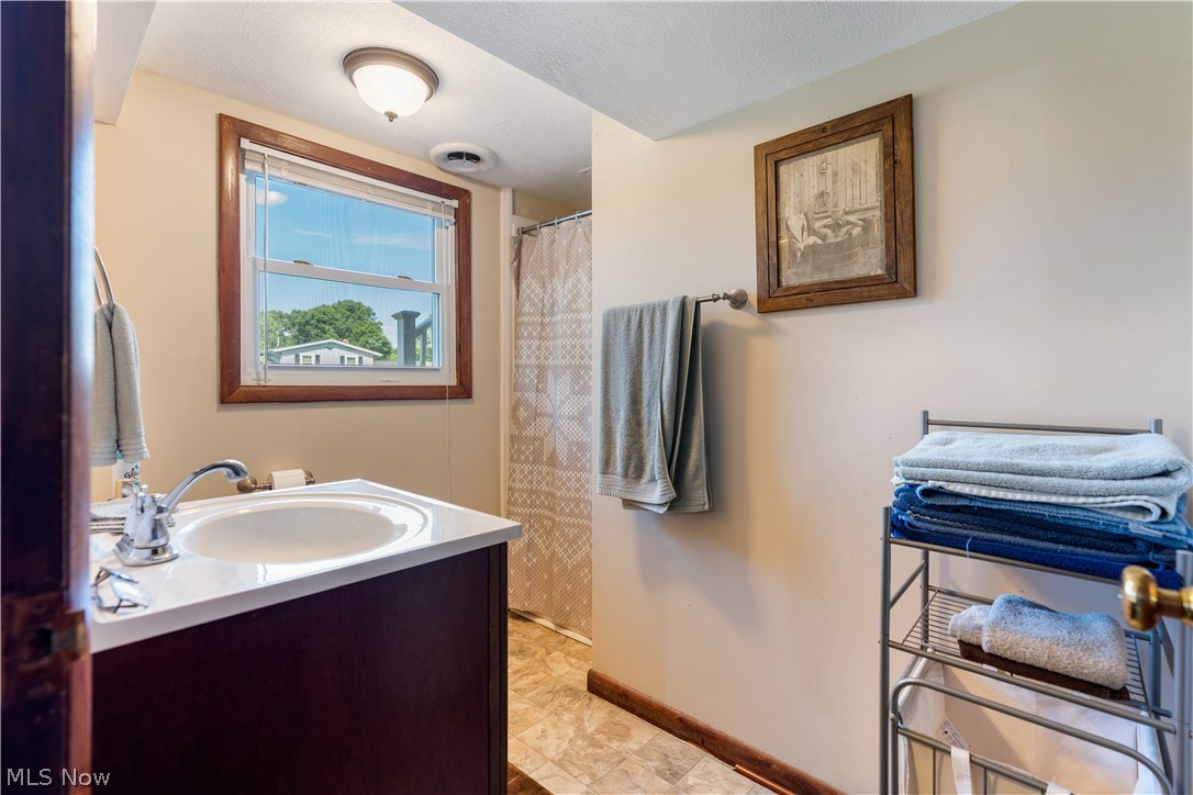 3316 Woodington Avenue SW Canton OH 44706