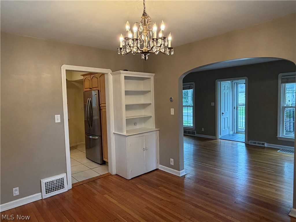 25770 Wolf Road Bay Village OH 44140
