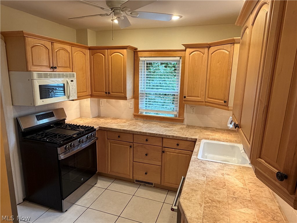 25770 Wolf Road Bay Village OH 44140