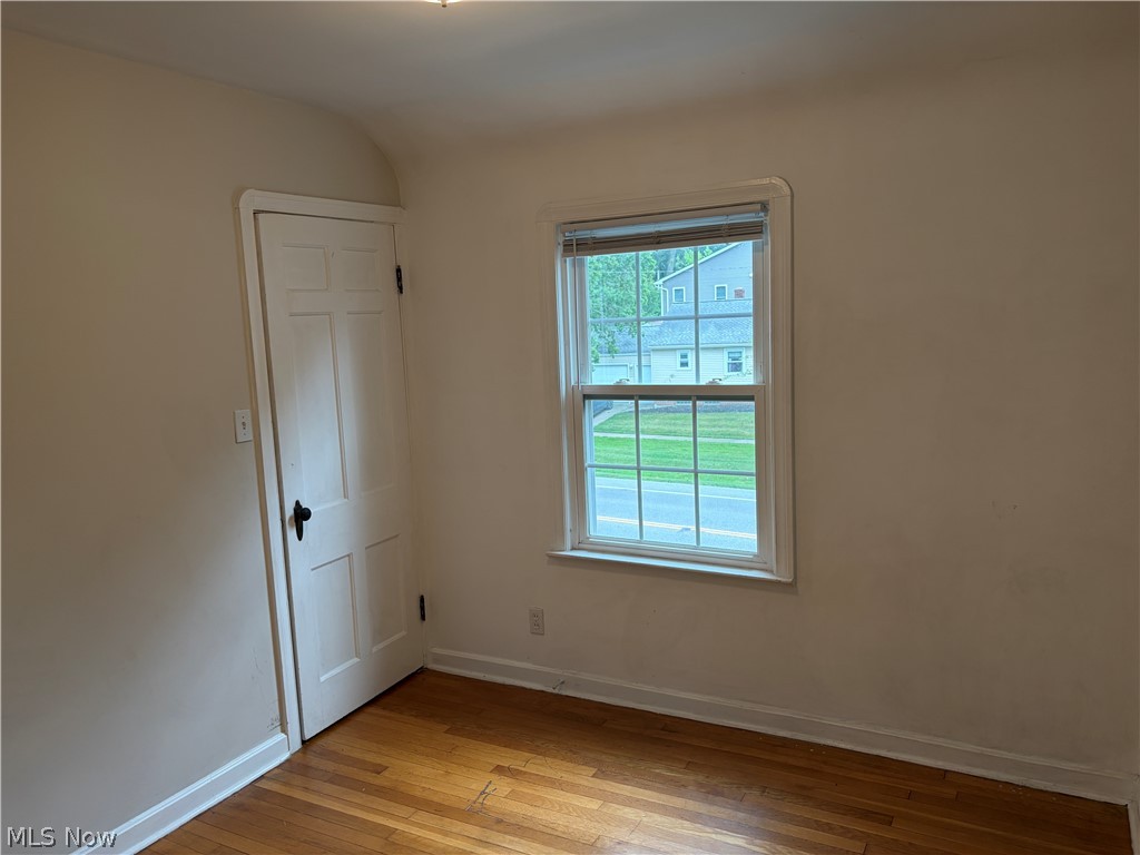 25770 Wolf Road Bay Village OH 44140
