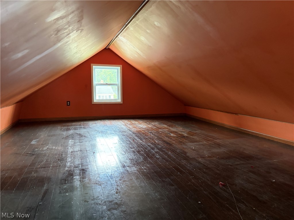 25770 Wolf Road Bay Village OH 44140