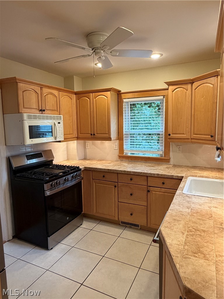 25770 Wolf Road Bay Village OH 44140
