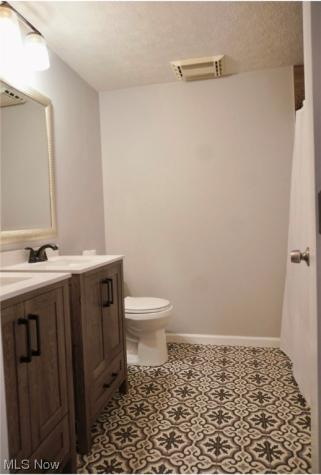 1985 Salem Parkway Westlake OH 44145