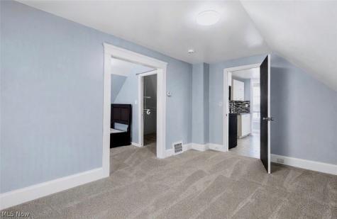 3577 W 46 Cleveland OH 44102