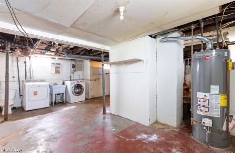 3577 W 46 Cleveland OH 44102