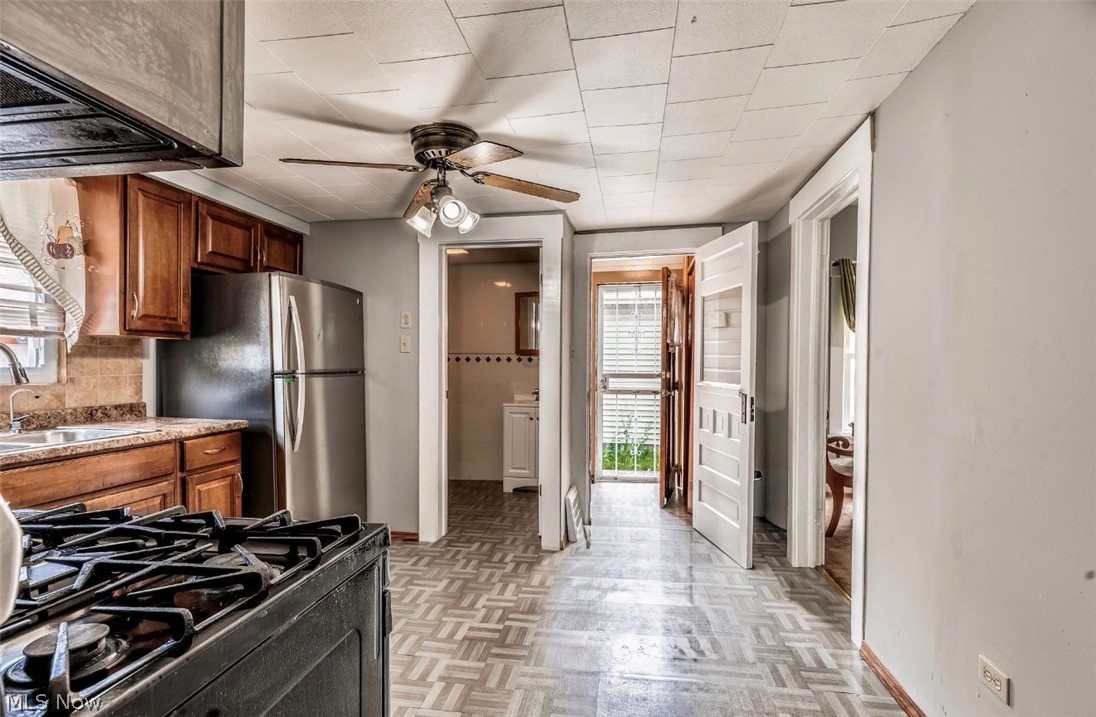 3577 W 46 Cleveland OH 44102