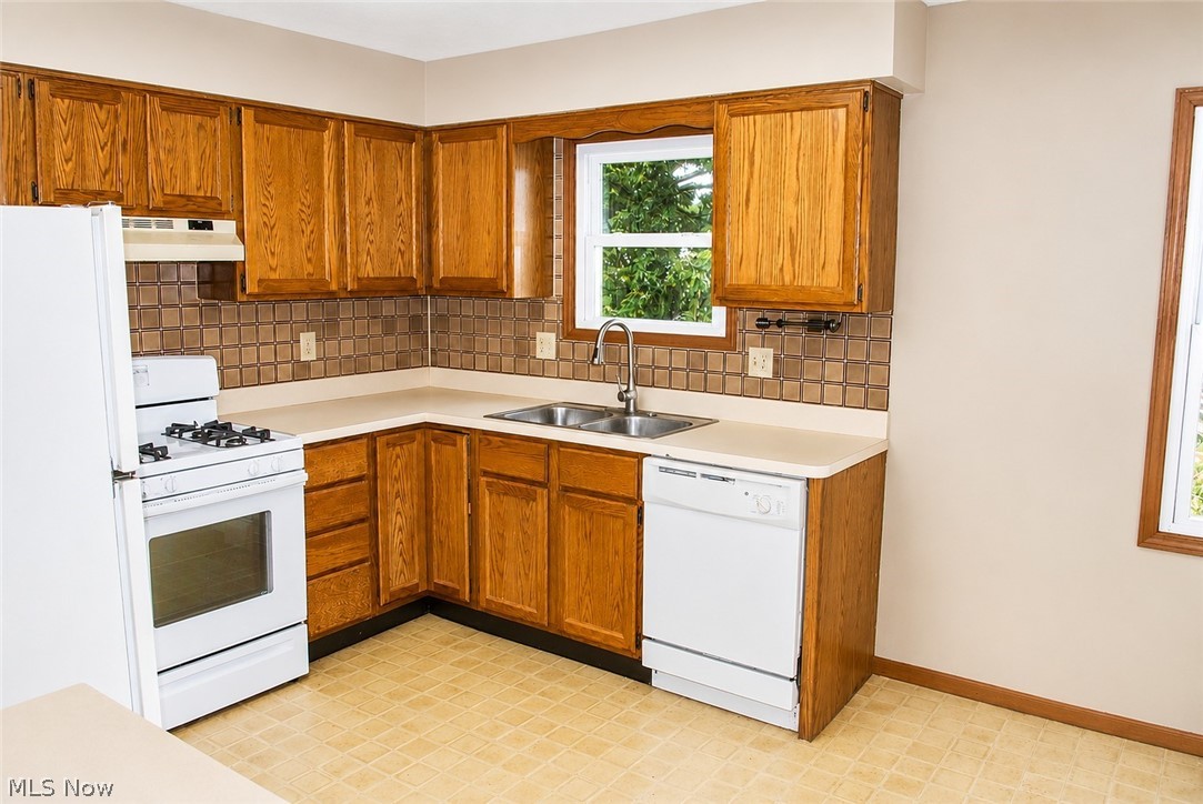 737 Grantwood Avenue Sheffield Lake OH 44054