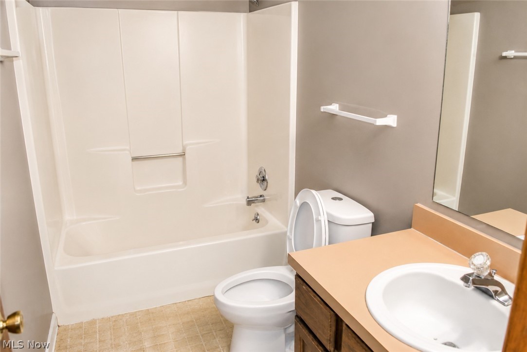 737 Grantwood Avenue Sheffield Lake OH 44054