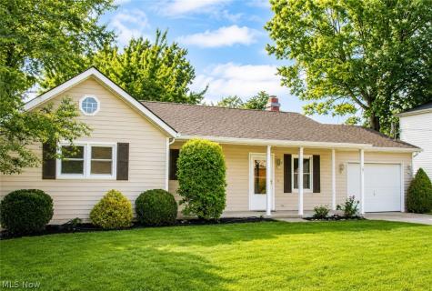 737 Grantwood Avenue Sheffield Lake OH 44054