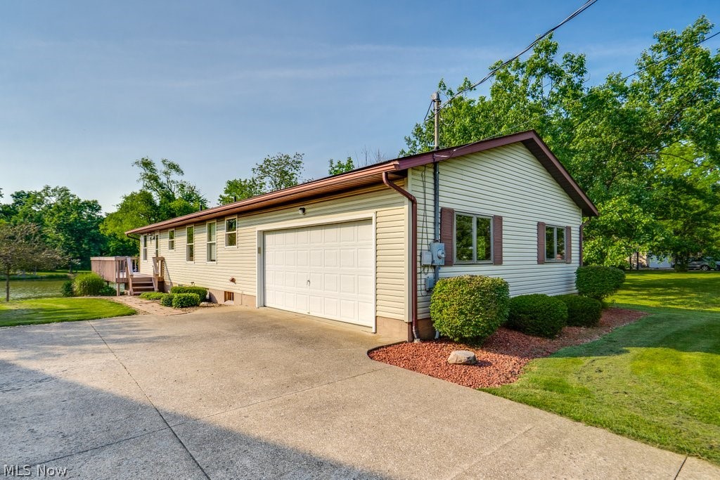 3313 Acuminata Drive West Salem OH 44287