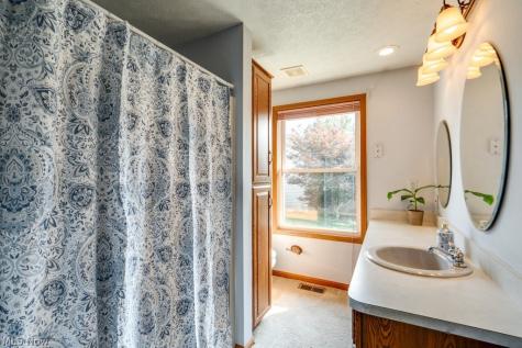 3313 Acuminata Drive West Salem OH 44287