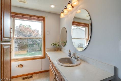 3313 Acuminata Drive West Salem OH 44287