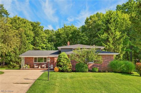 7651 Koch Drive Parma OH 44134