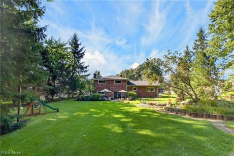 7651 Koch Drive Parma OH 44134
