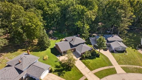 7651 Koch Drive Parma OH 44134