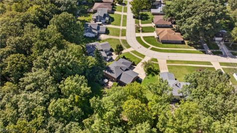 7651 Koch Drive Parma OH 44134