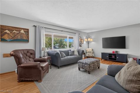 7651 Koch Drive Parma OH 44134