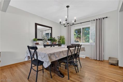 7651 Koch Drive Parma OH 44134