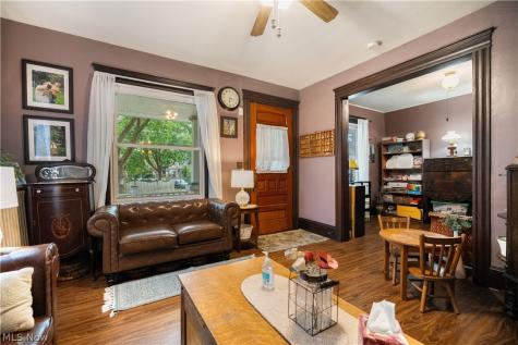 3287 W 17th Street Cleveland OH 44109