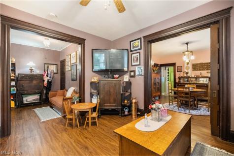 3287 W 17th Street Cleveland OH 44109