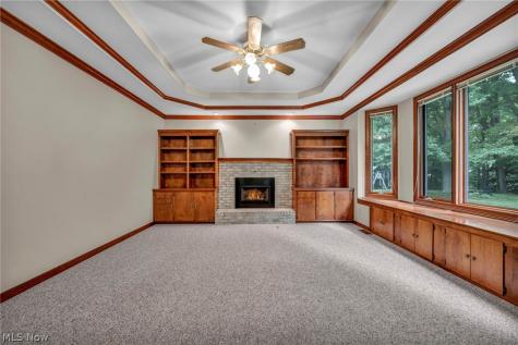 342 Woodbridge Glen Richmond Heights OH 44143