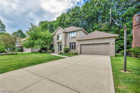 342 Woodbridge Glen Richmond Heights OH 44143