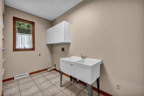 342 Woodbridge Glen Richmond Heights OH 44143