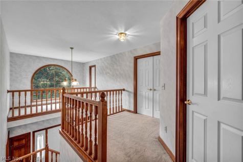 342 Woodbridge Glen Richmond Heights OH 44143