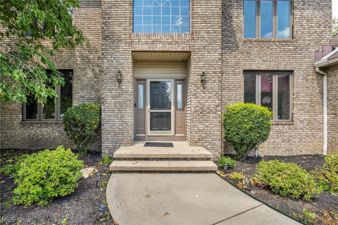 342 Woodbridge Glen Richmond Heights OH 44143
