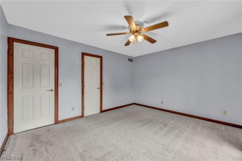 342 Woodbridge Glen Richmond Heights OH 44143