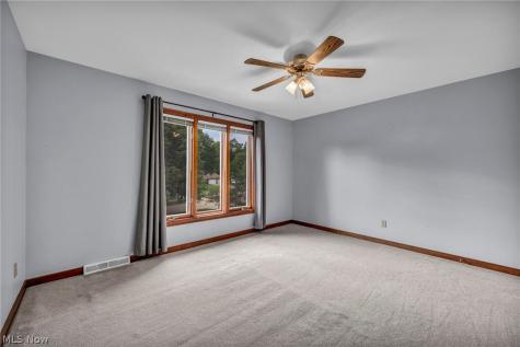 342 Woodbridge Glen Richmond Heights OH 44143