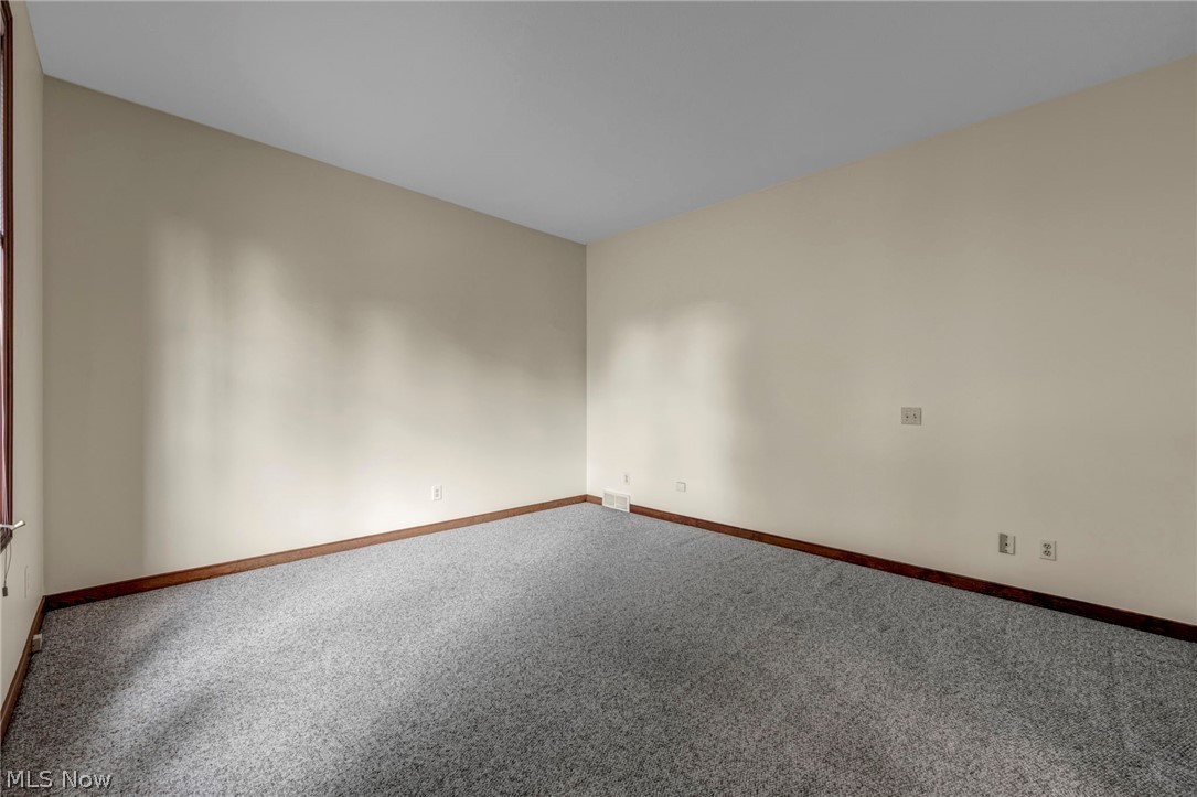 342 Woodbridge Glen Richmond Heights OH 44143